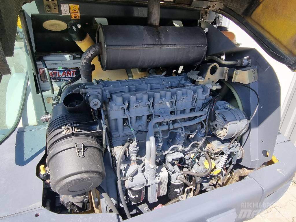 Kramer-allrad 750 لوادر بعجل