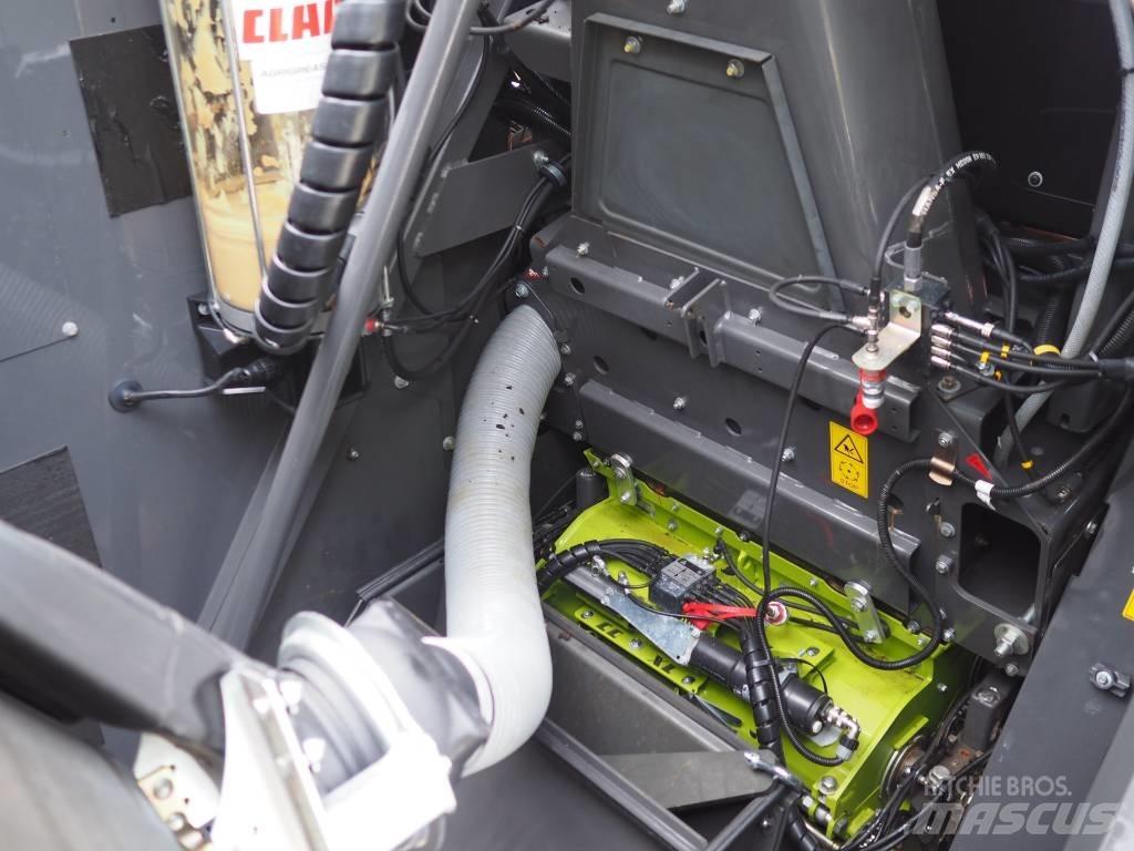 CLAAS Jaguar 860 4WD علافات ذاتية الدفع