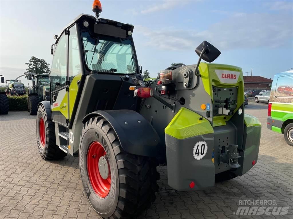 CLAAS Scorpion 756 مناولات متداخلة