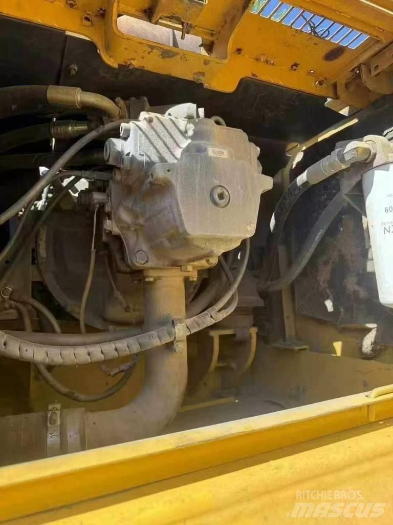 Komatsu pc360 حفارات زحافة
