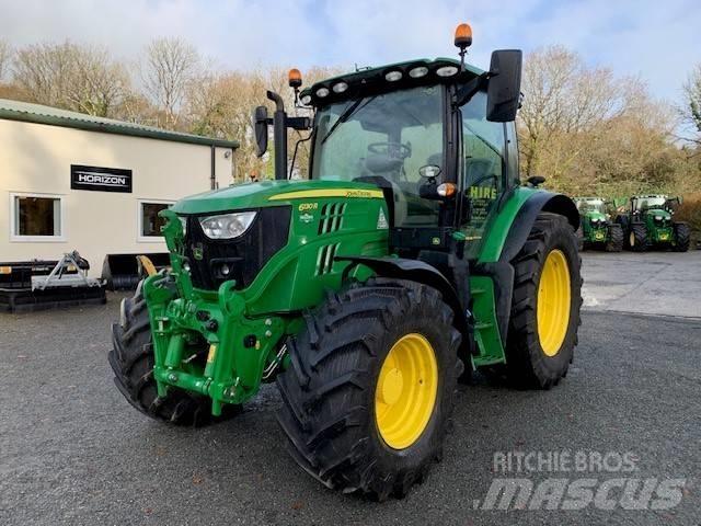 John Deere 6130 R الجرارات