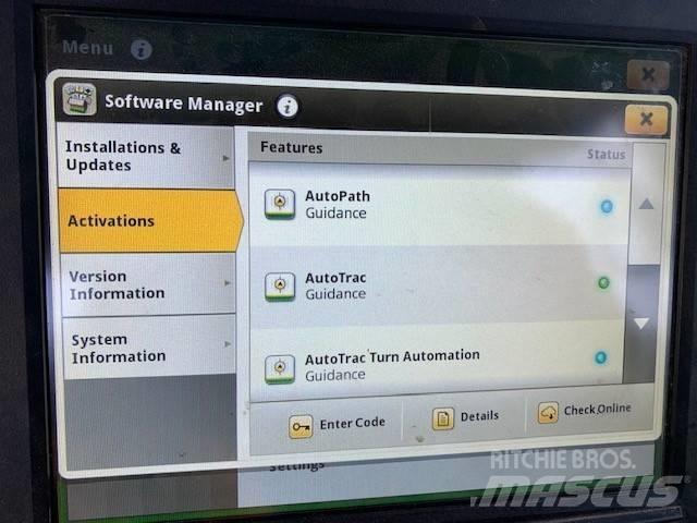 John Deere 6130 R الجرارات