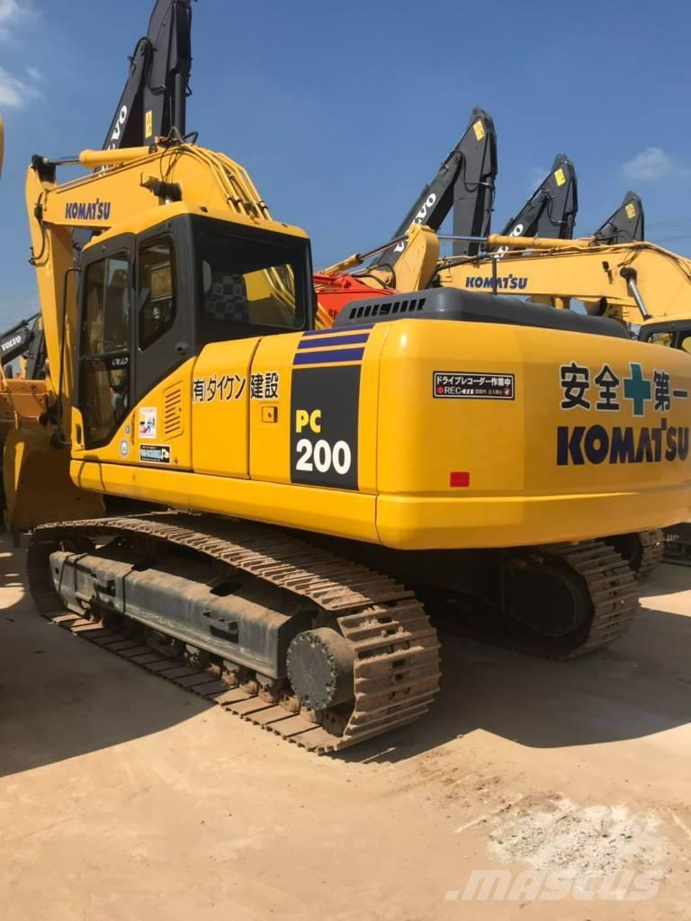 Komatsu PC 200 LC-7 حفارات زحافة