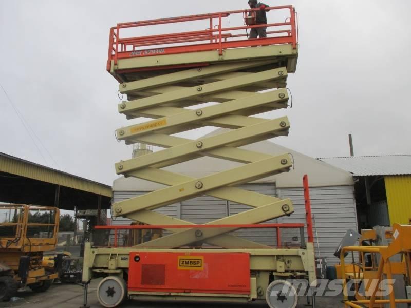 JLG Liftlux 245-12 رافعات مقصية الشكل
