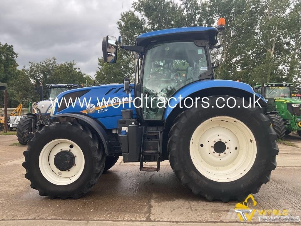 New Holland T 7.210 الجرارات