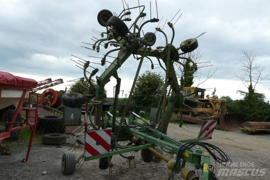 Krone KWT 10.50/8x7 مكابس وميبسات التبن