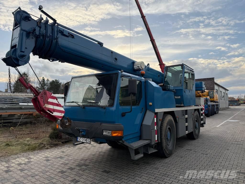 Liebherr LTM 1030-2 رافعات صالحة لكل أنواع الطرق