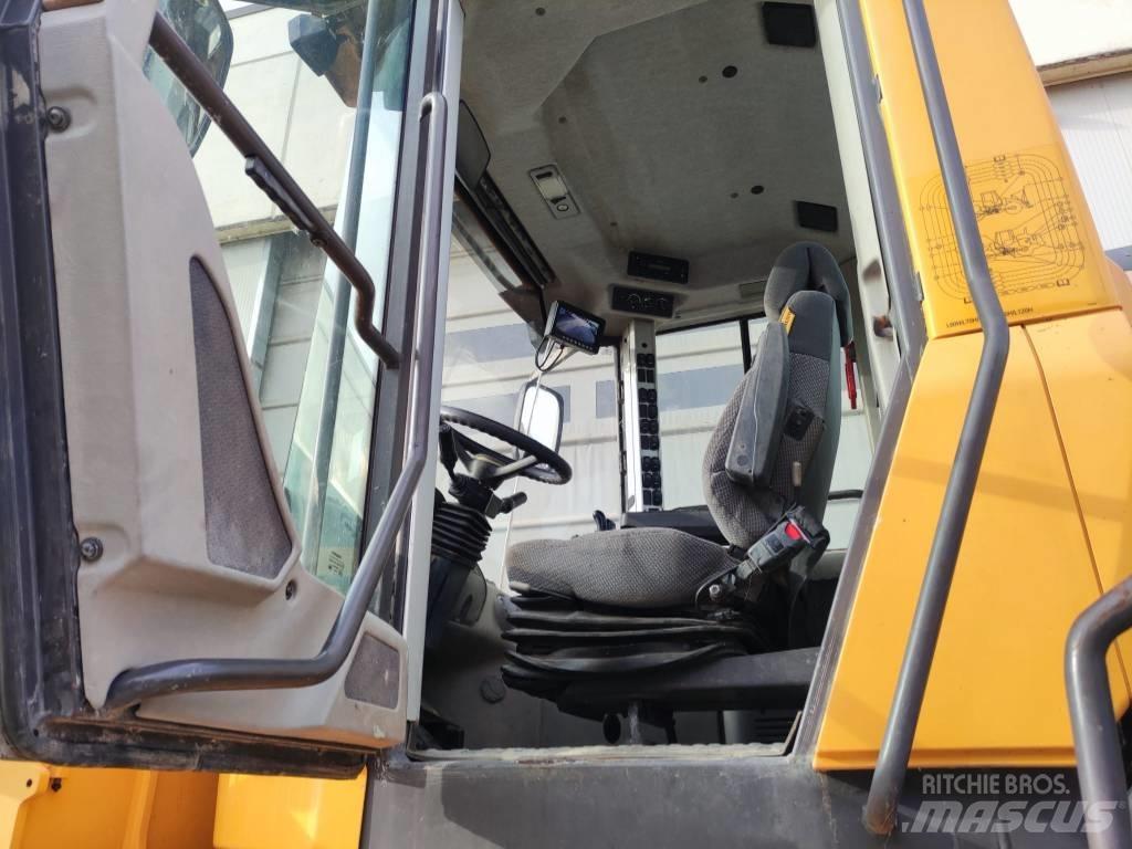 Volvo L 110 H لوادر بعجل