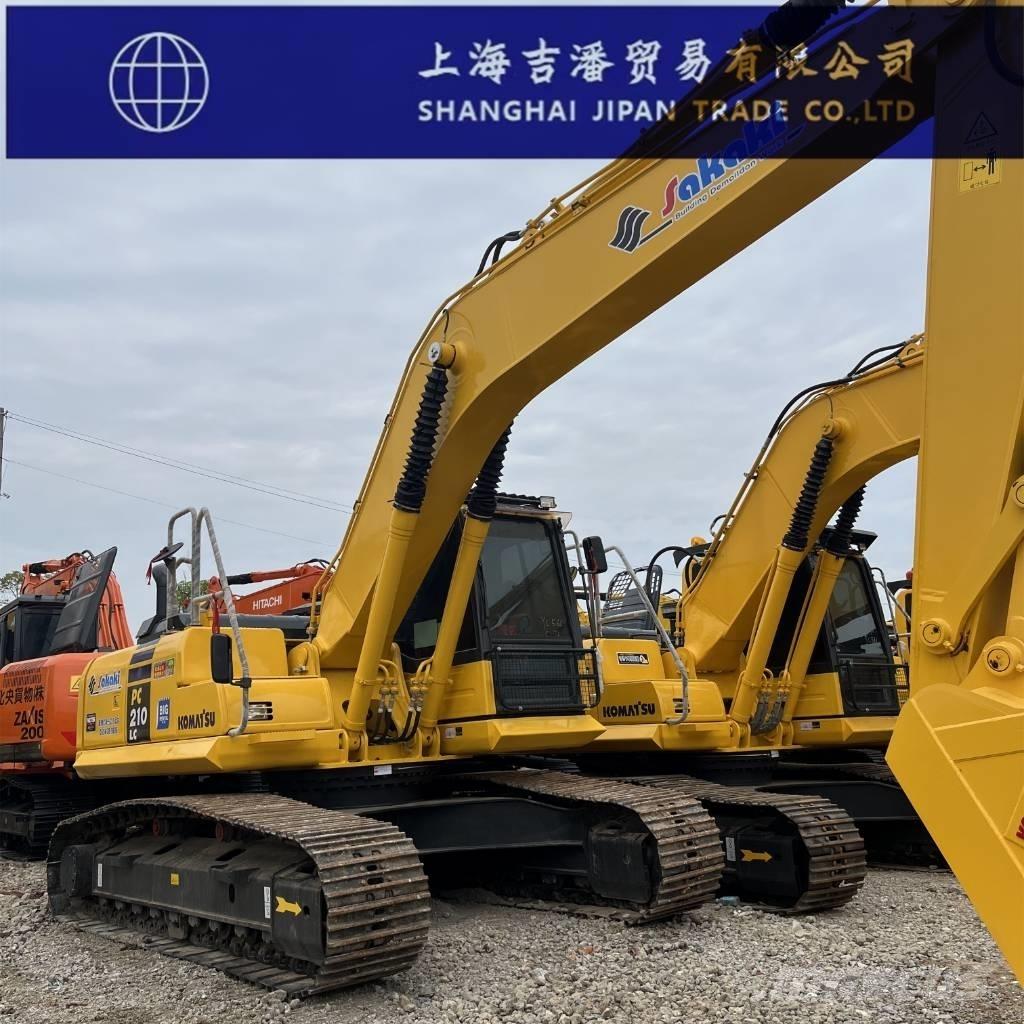 Komatsu PC 210 حفارات زحافة