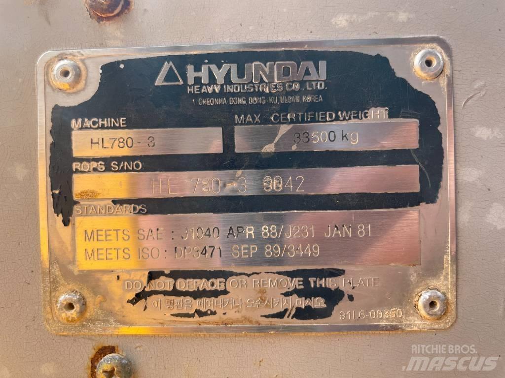Hyundai HL 780-3 A لوادر بعجل