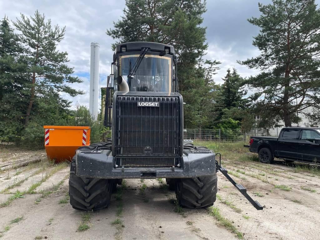 Logset 8F شاحنات