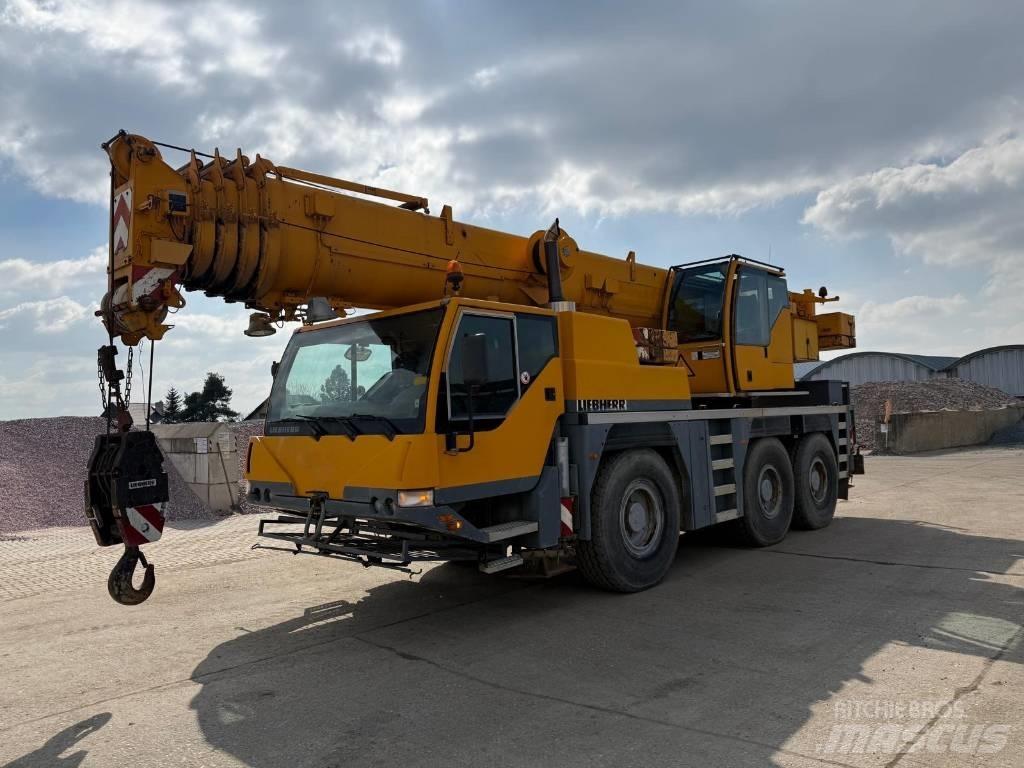 Liebherr LTM1055/1 رافعات صالحة لكل أنواع الطرق