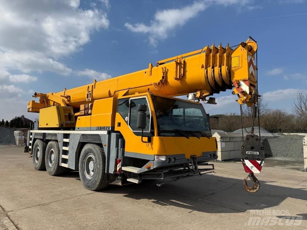 Liebherr LTM1055/1 رافعات صالحة لكل أنواع الطرق