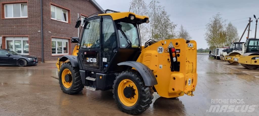 JCB 550-80 مناولات متداخلة