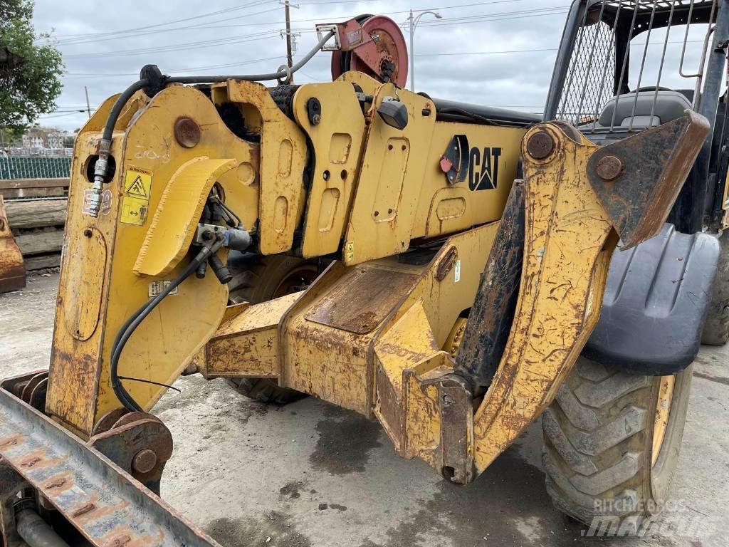 CAT TH 580 B مناولات متداخلة