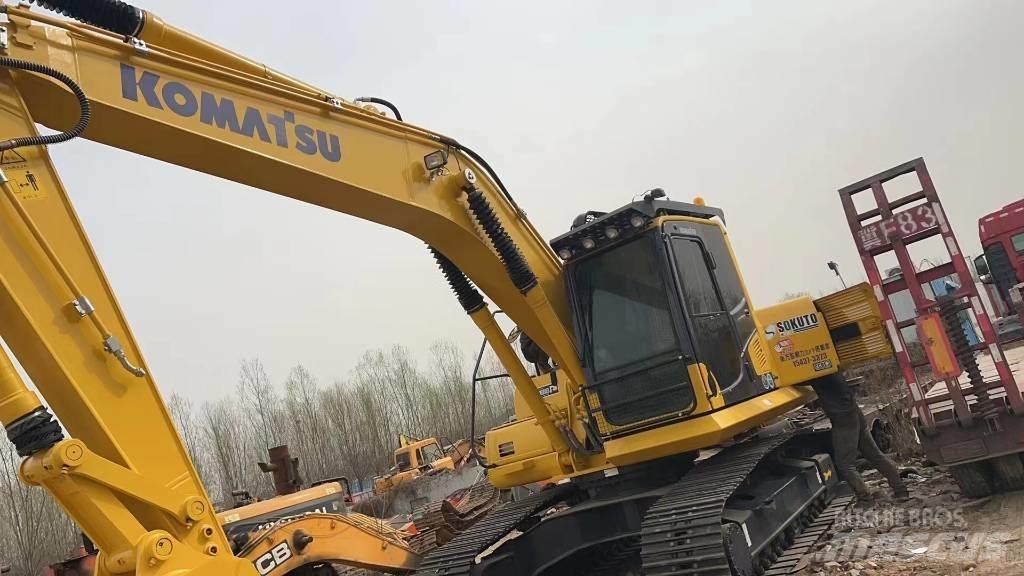 Komatsu pc200-8 حفارات زحافة