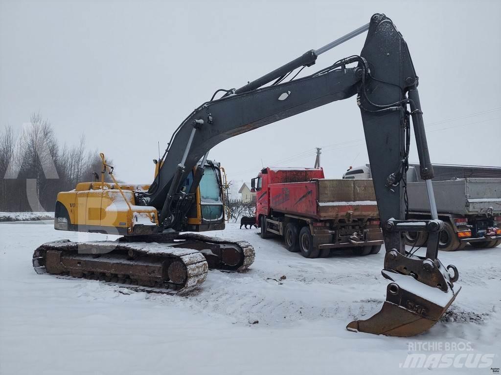 Volvo EC 210 B LC حفارات وسط 7 طن - 12 طن