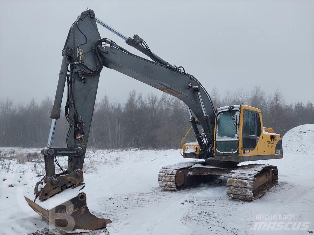 Volvo EC 210 B LC حفارات وسط 7 طن - 12 طن