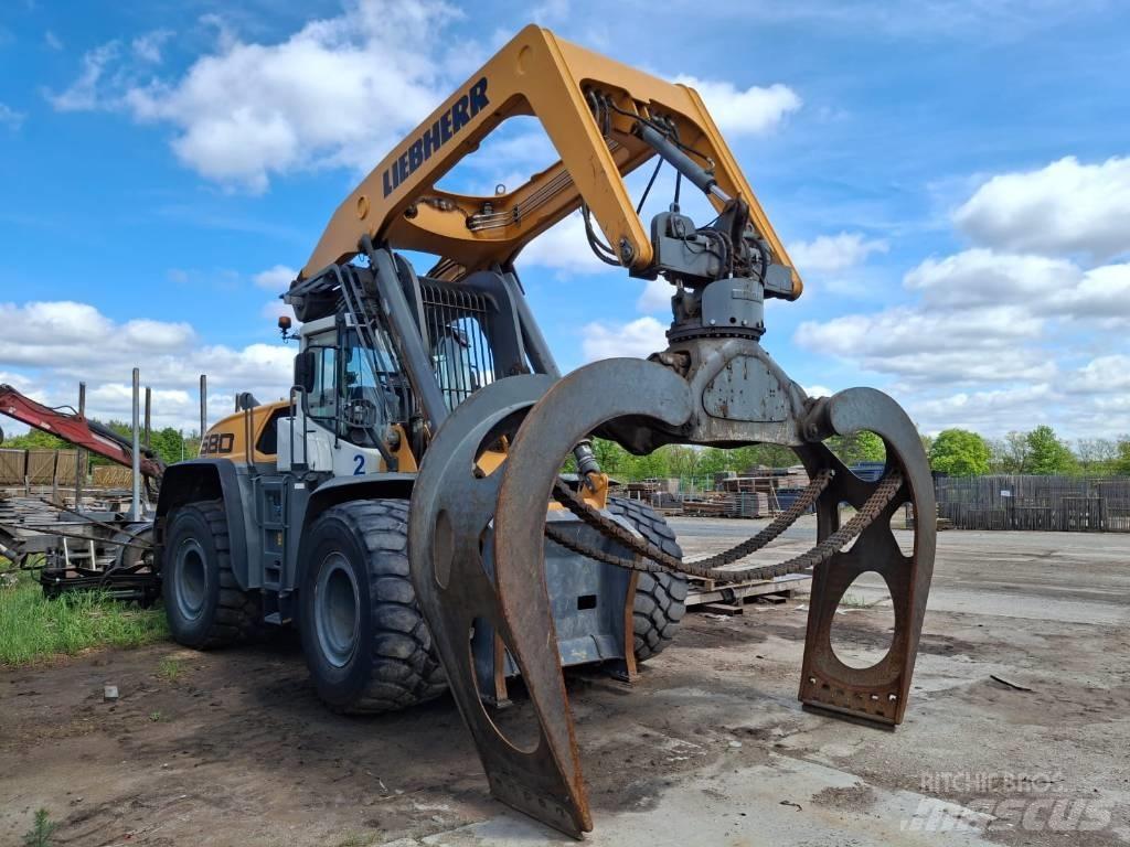 Liebherr L 580 LG لوادر بعجل