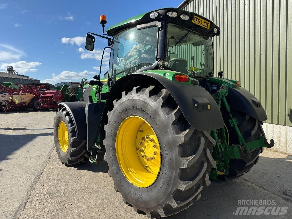 John Deere 6170 R الجرارات