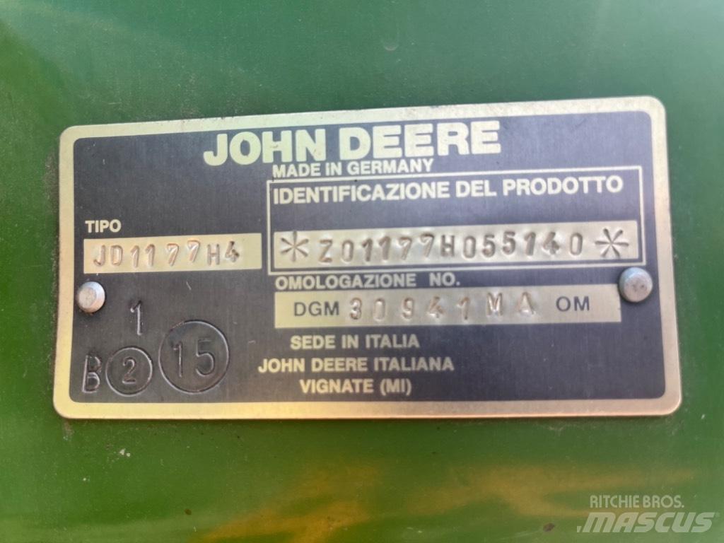 John Deere 1177 حصادات