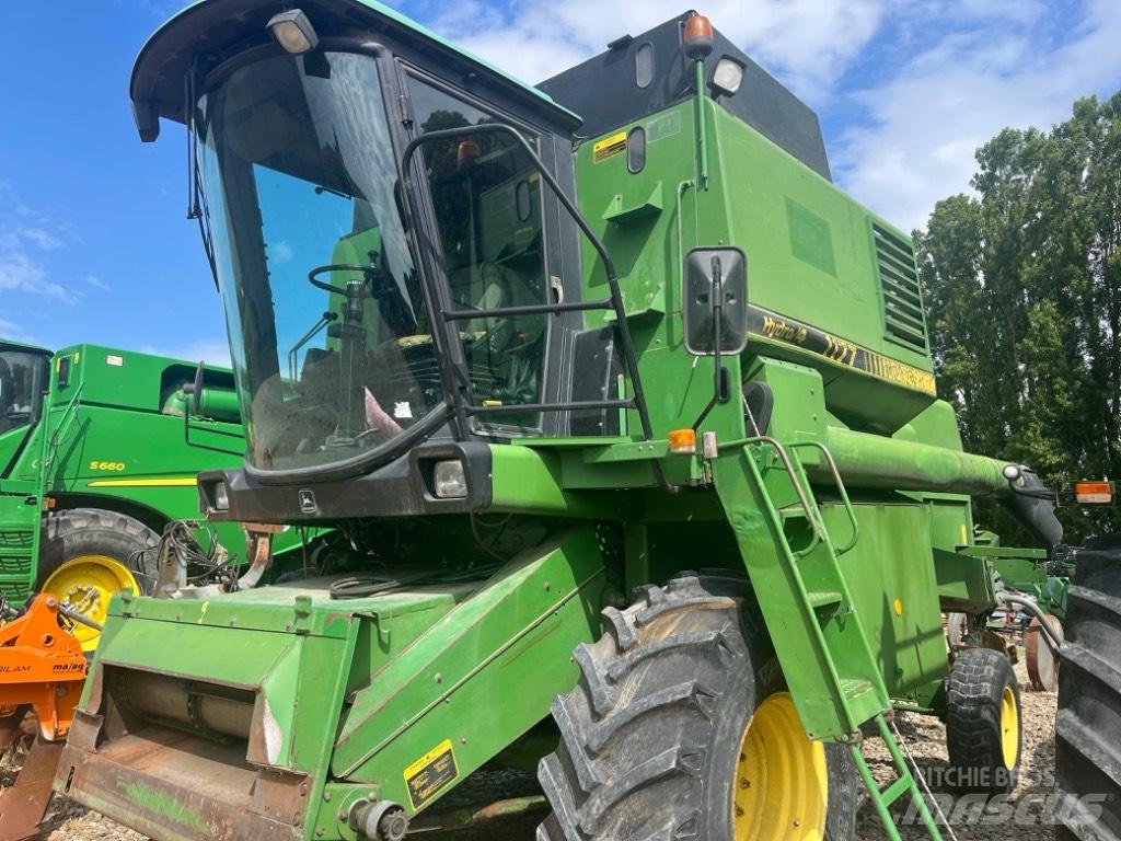 John Deere 1177 حصادات