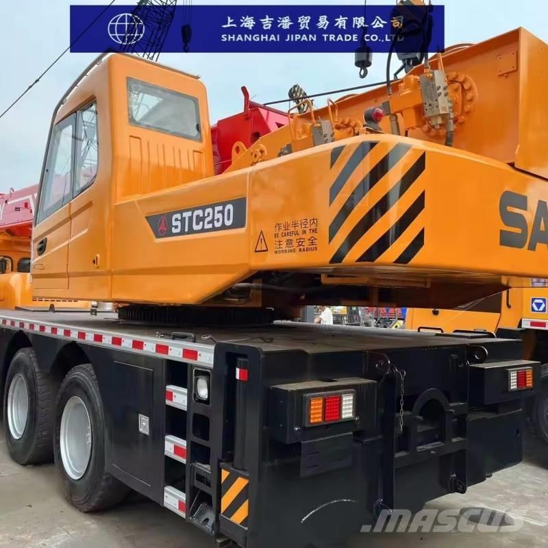 Sany STC 250 رافعات صالحة لكل أنواع الطرق