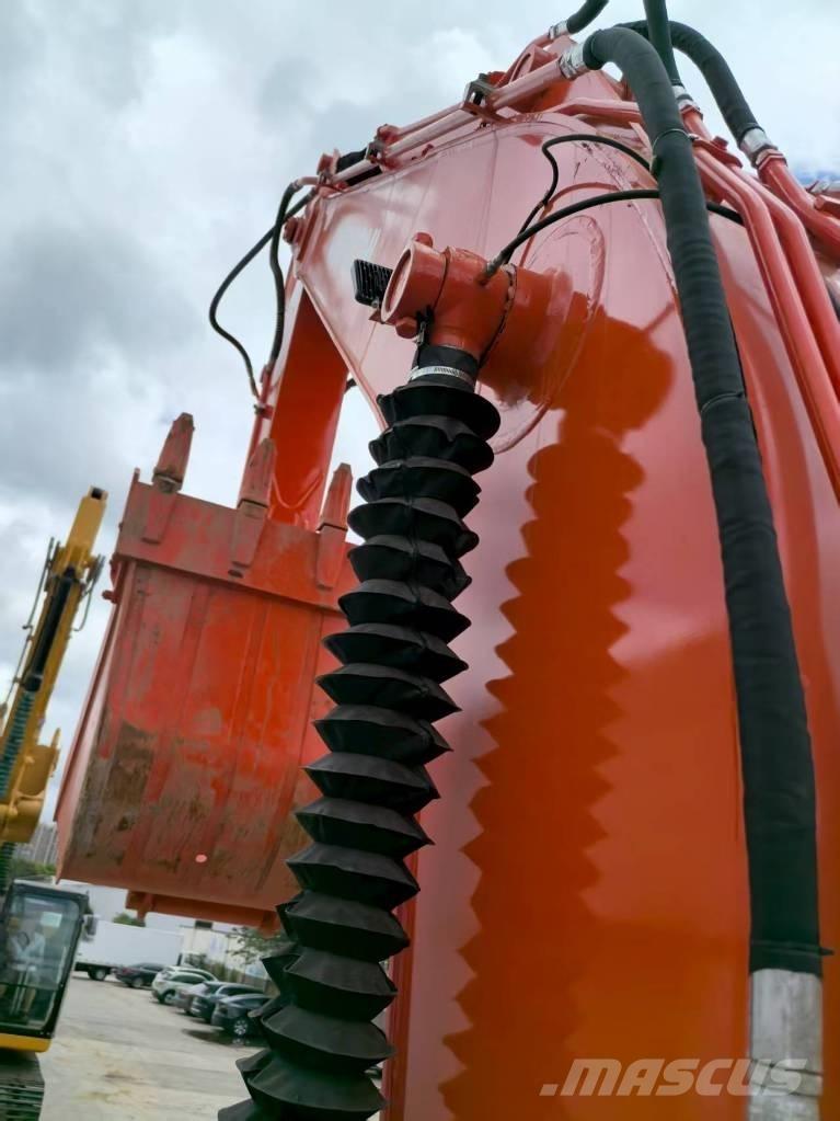 Hitachi ZX 240 HG حفارات زحافة