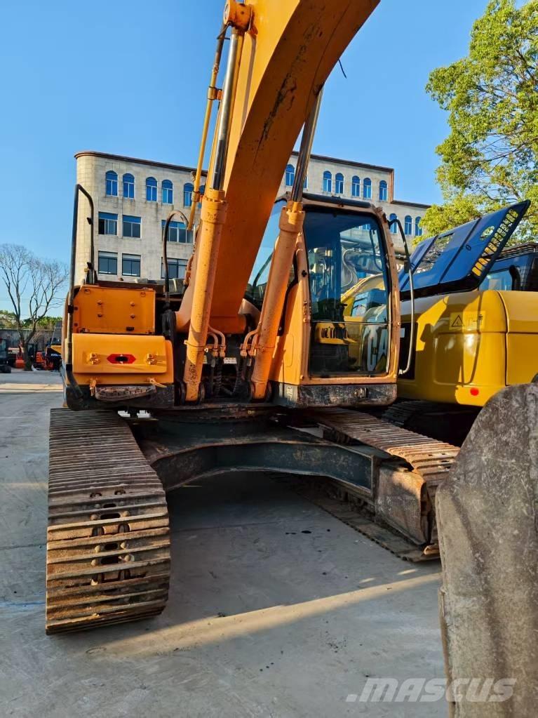 Hyundai r220lc-9s حفارات زحافة