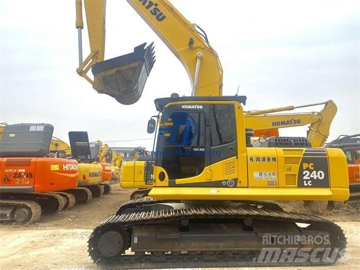 Komatsu PC 240 -8 حفارات زحافة