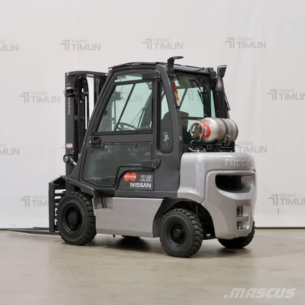 Nissan U1D2A25LO شاحنات LPG