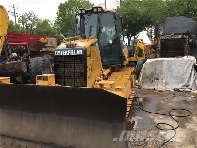 CAT D5K بلدوزرات مجنزرة