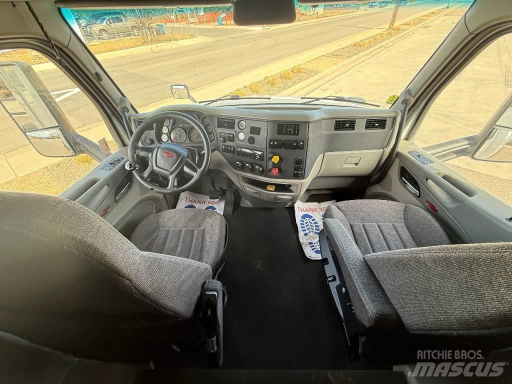 Peterbilt 579 وحدات الجر