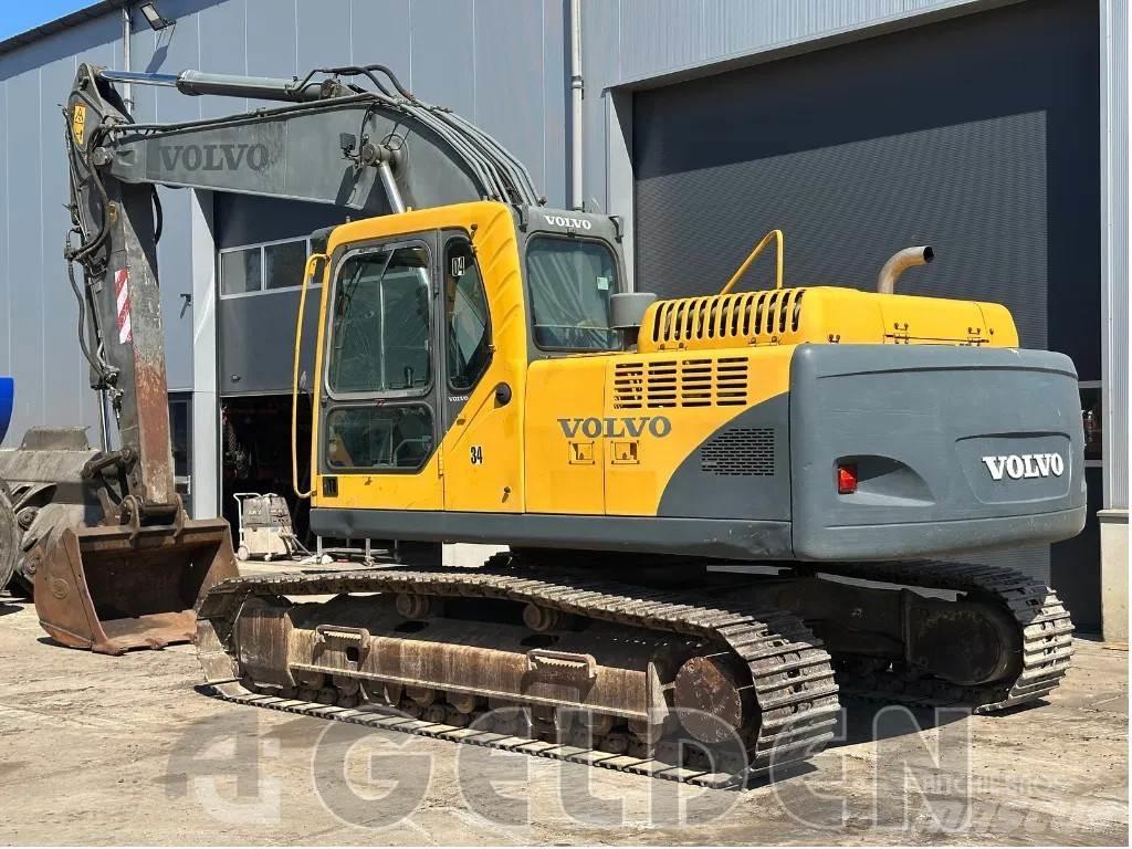 Volvo EC210BLC حفارات زحافة