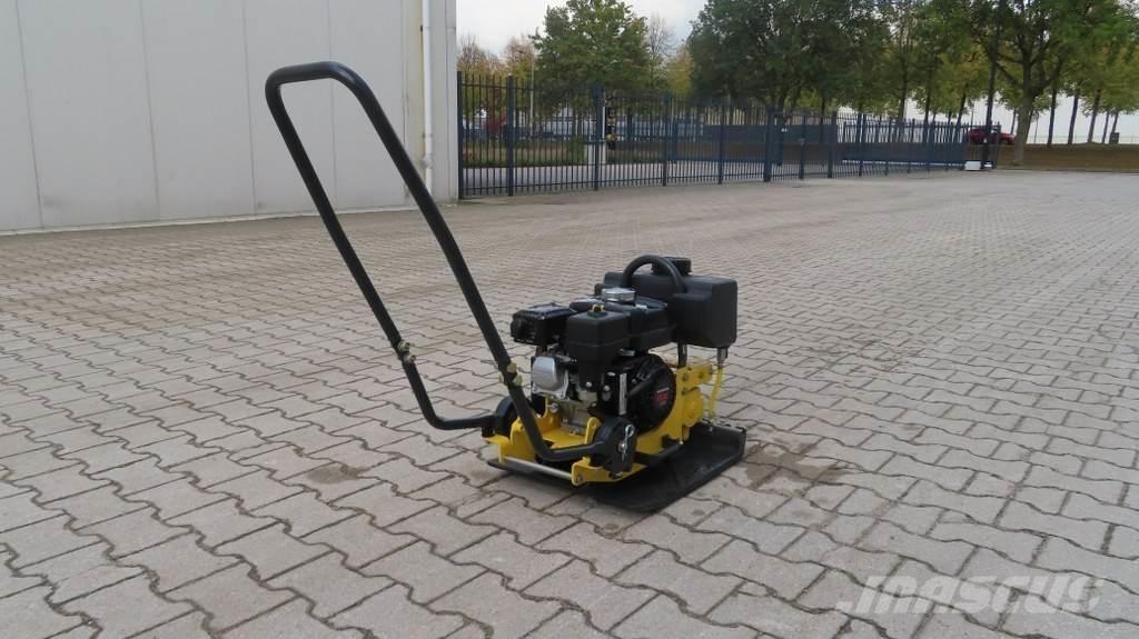 Bomag BVP 18/45 دكاكات أفقية
