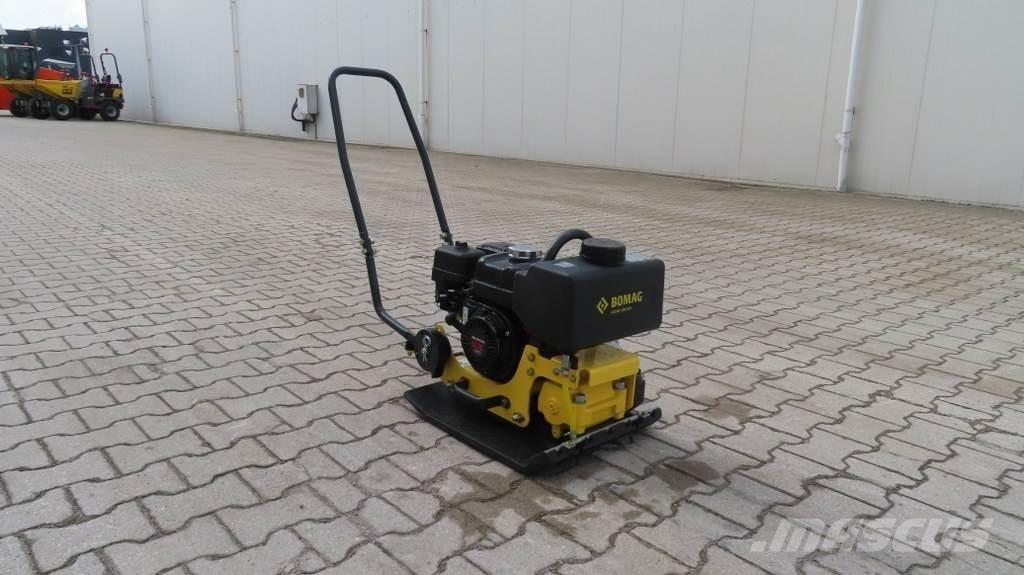 Bomag BVP 18/45 دكاكات أفقية
