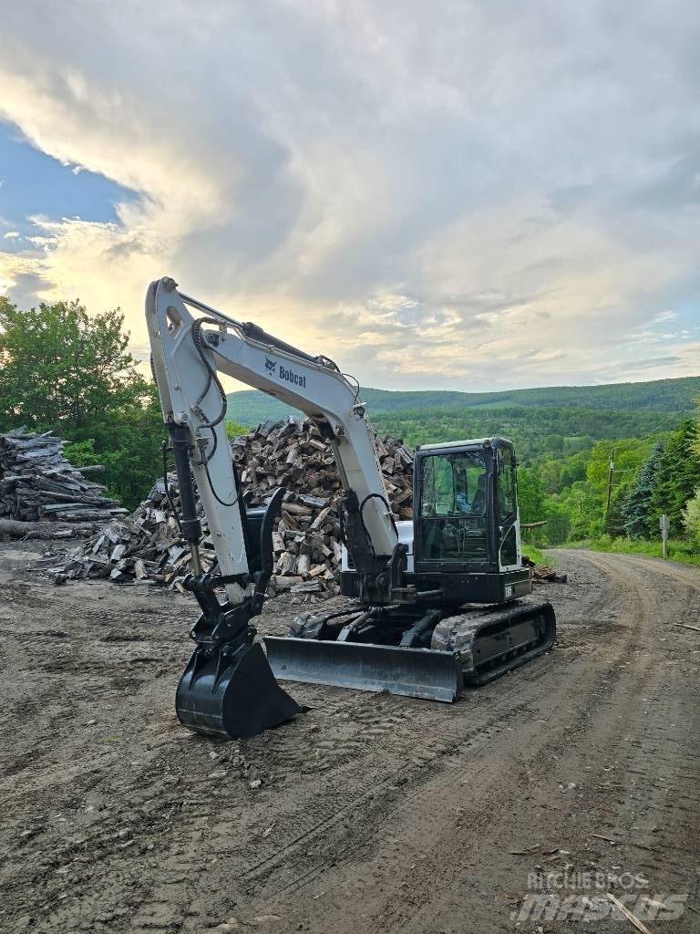 Bobcat E 85 حفارات زحافة