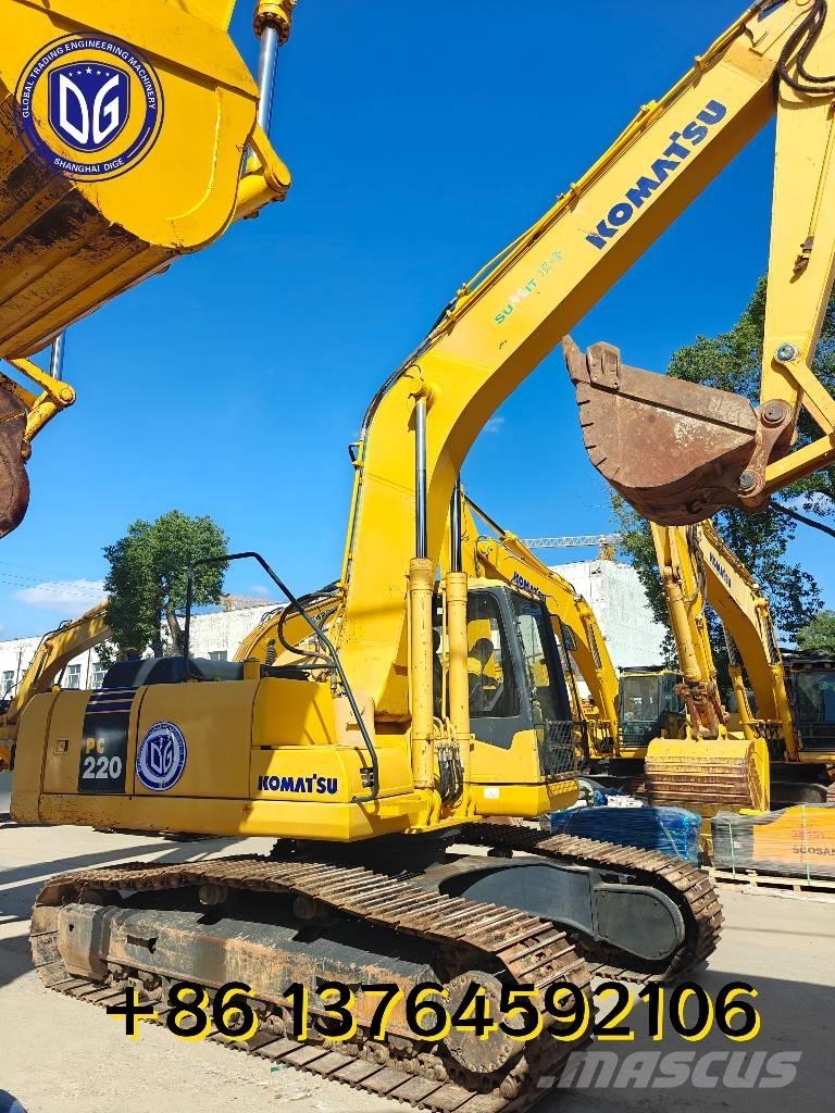 Komatsu PC 220 حفارات زحافة