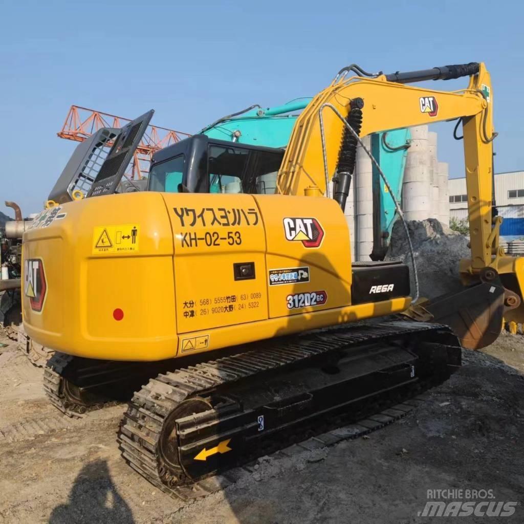 CAT 312 D حفارات زحافة