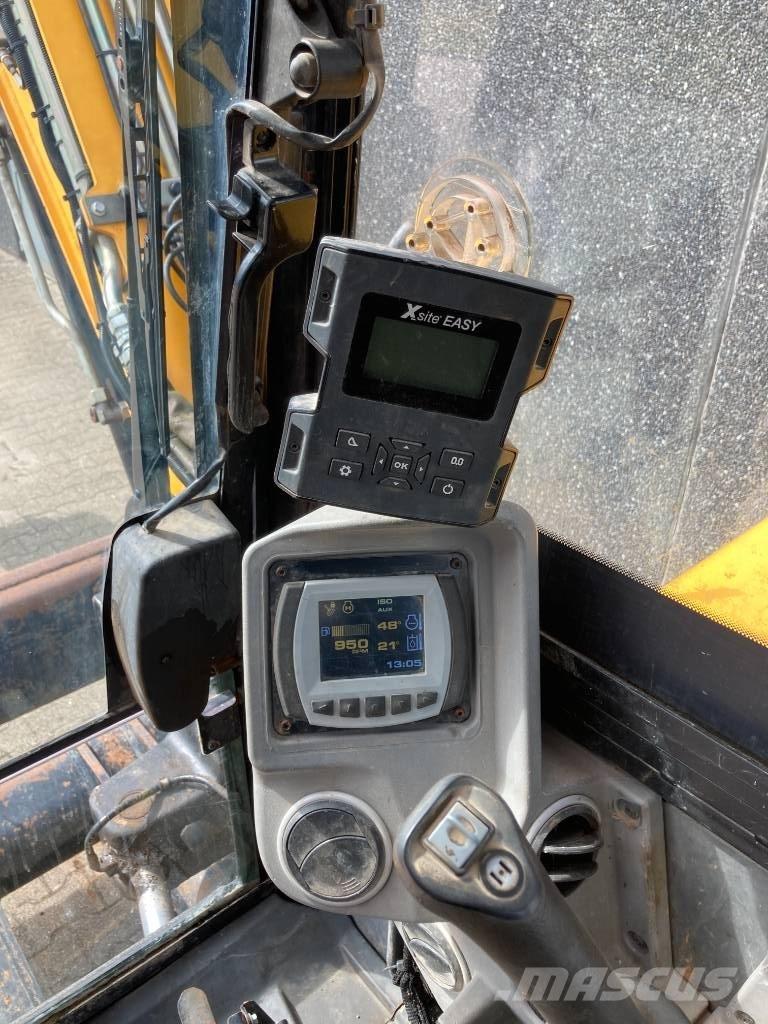 JCB 86 C-1 حفارات وسط 7 طن - 12 طن