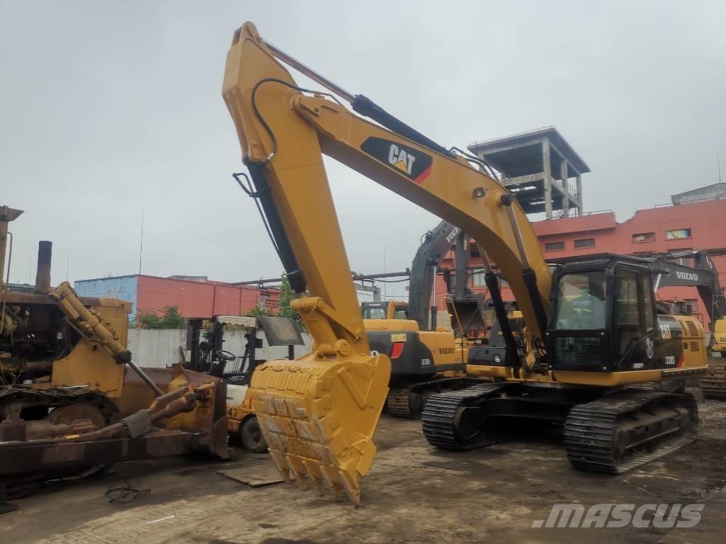 CAT 330 D حفارات زحافة