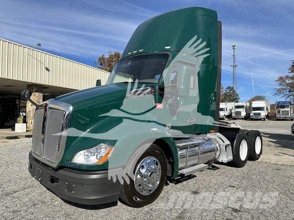 Kenworth T680 وحدات الجر