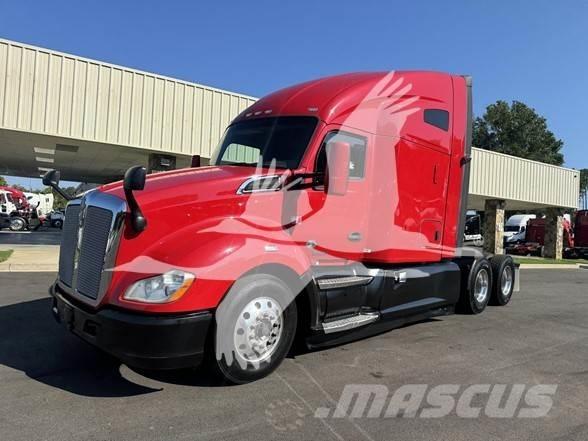 Kenworth T680 وحدات الجر