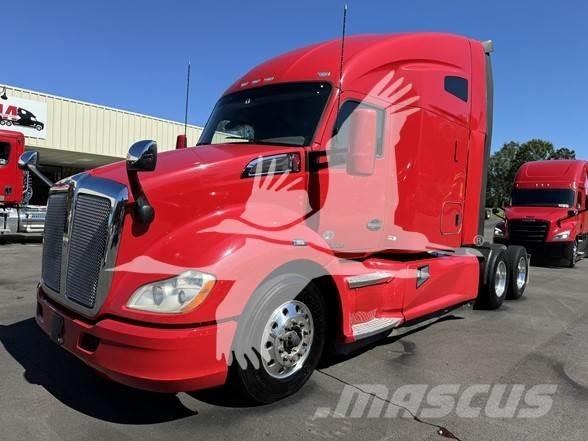 Kenworth T680 وحدات الجر