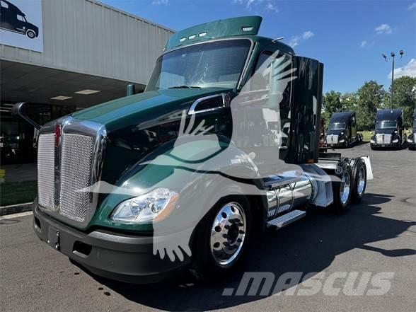 Kenworth T680 وحدات الجر