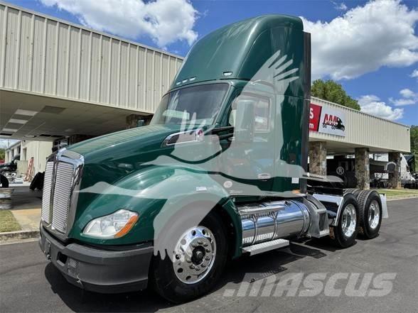 Kenworth T680 وحدات الجر