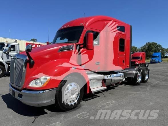 Kenworth T680 وحدات الجر