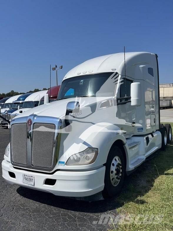 Kenworth T680 وحدات الجر