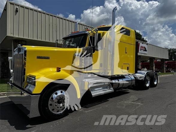 Kenworth W900 وحدات الجر