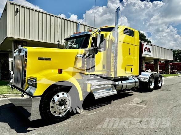 Kenworth W900 وحدات الجر